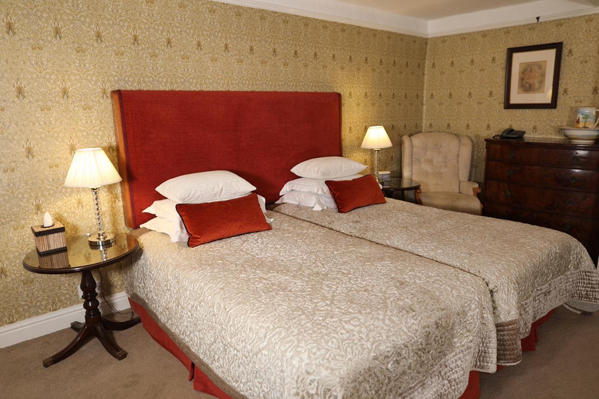 Carrick'S At Castle Farm Otel Swanton Morley Dış mekan fotoğraf